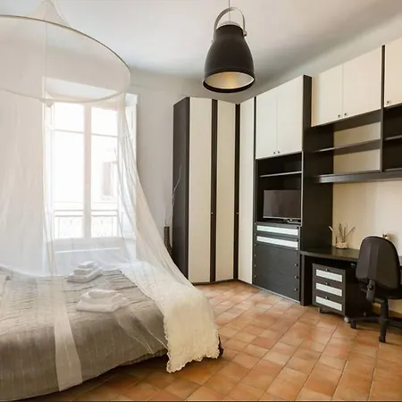 The Artists' Suite * Rome